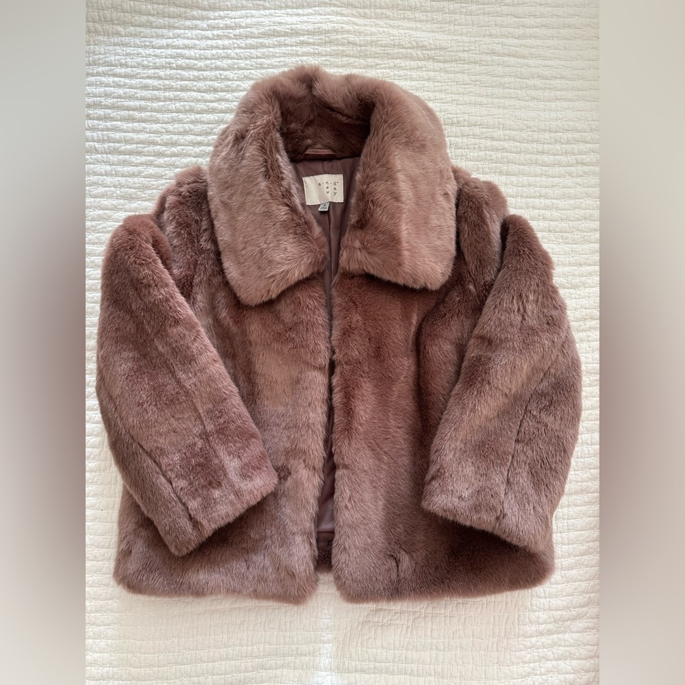 Collared faux fur jacket